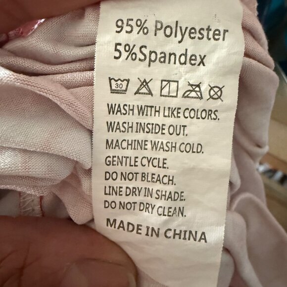 Red "Baddie" Print Button-Up Long Sleeve Romper Loungewear 95% Polyester & 5% Sp - Picture 5 of 5